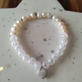 Dámský náramek z říčních perel a pukaného křišťálu